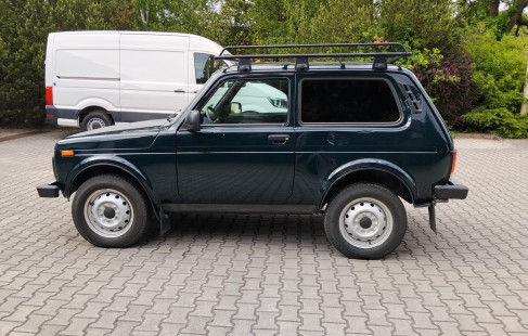 Lada Taiga 06