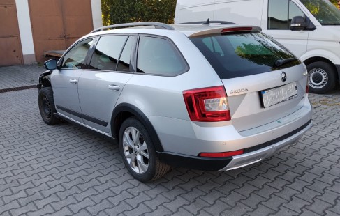 Škoda Octavia Scout 05