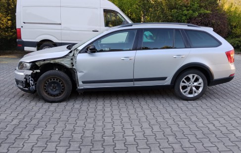 Škoda Octavia Scout 08