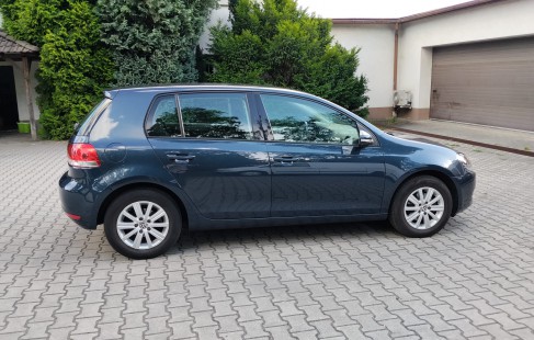Volkswagen Golf 06