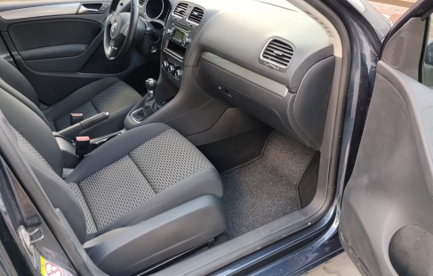 Volkswagen Golf 14