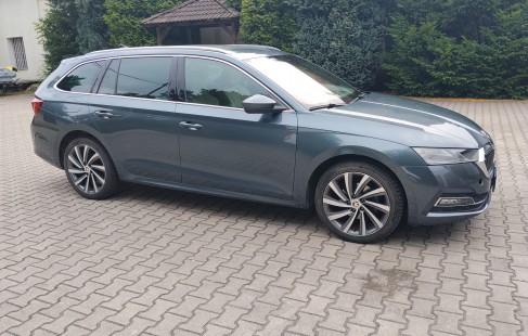 Škoda Octavia 02