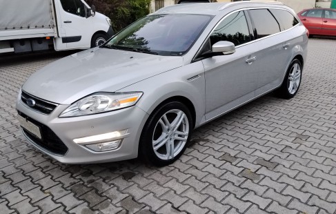 Ford Mondeo 01