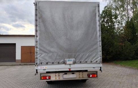 Renault Master 05