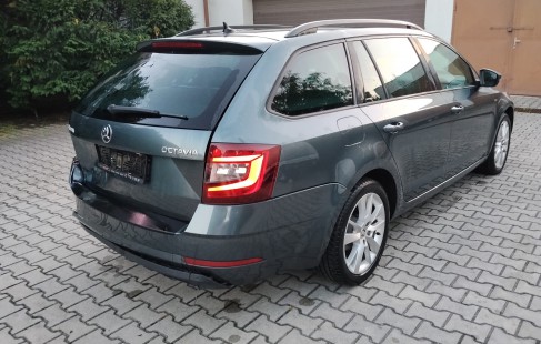 Škoda Octavia 02