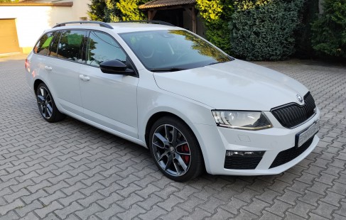 Škoda Octavia RS 01