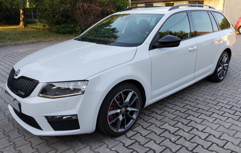 Škoda Octavia RS 04