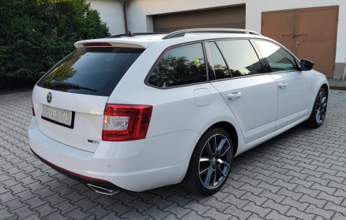 Škoda Octavia RS 07