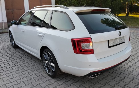 Škoda Octavia RS 08