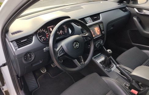 Škoda Octavia RS 09