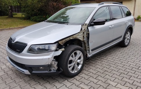 Škoda Octavia Scout 01