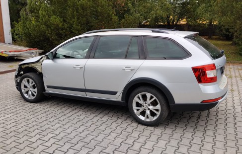 Škoda Octavia Scout 04
