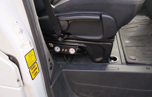 Renault Master 08