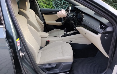 Škoda Octavia interier 05